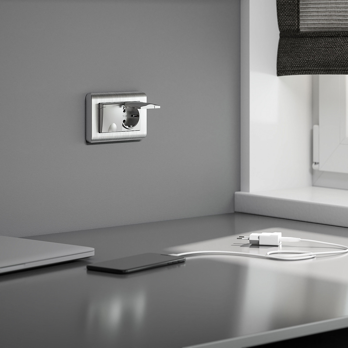 Розетка двойная влагозащ. с зазем. с защит. крышками и шторками серебряный W1172206