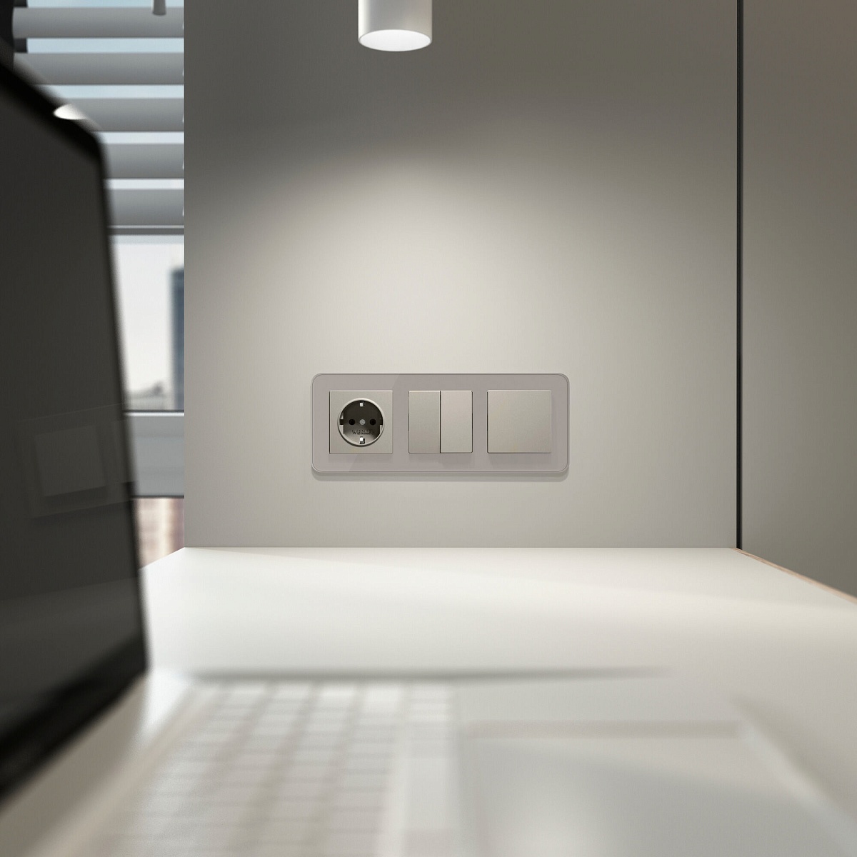 W1210004/ Выключатель одноклавишный (дымчатый) W1210004