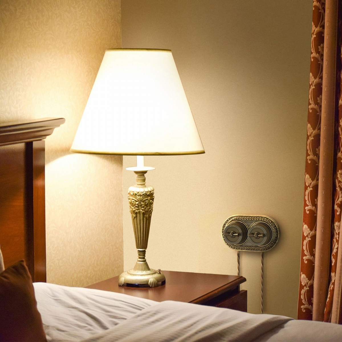 Переключатель одноклавишный матовый хром ретро WL19-01-03